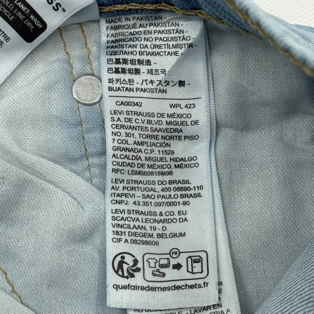 Levi's 505‎ Straight Leg Jeans Mens 30x32 Light Denim NWT Reclaimed Sustainable